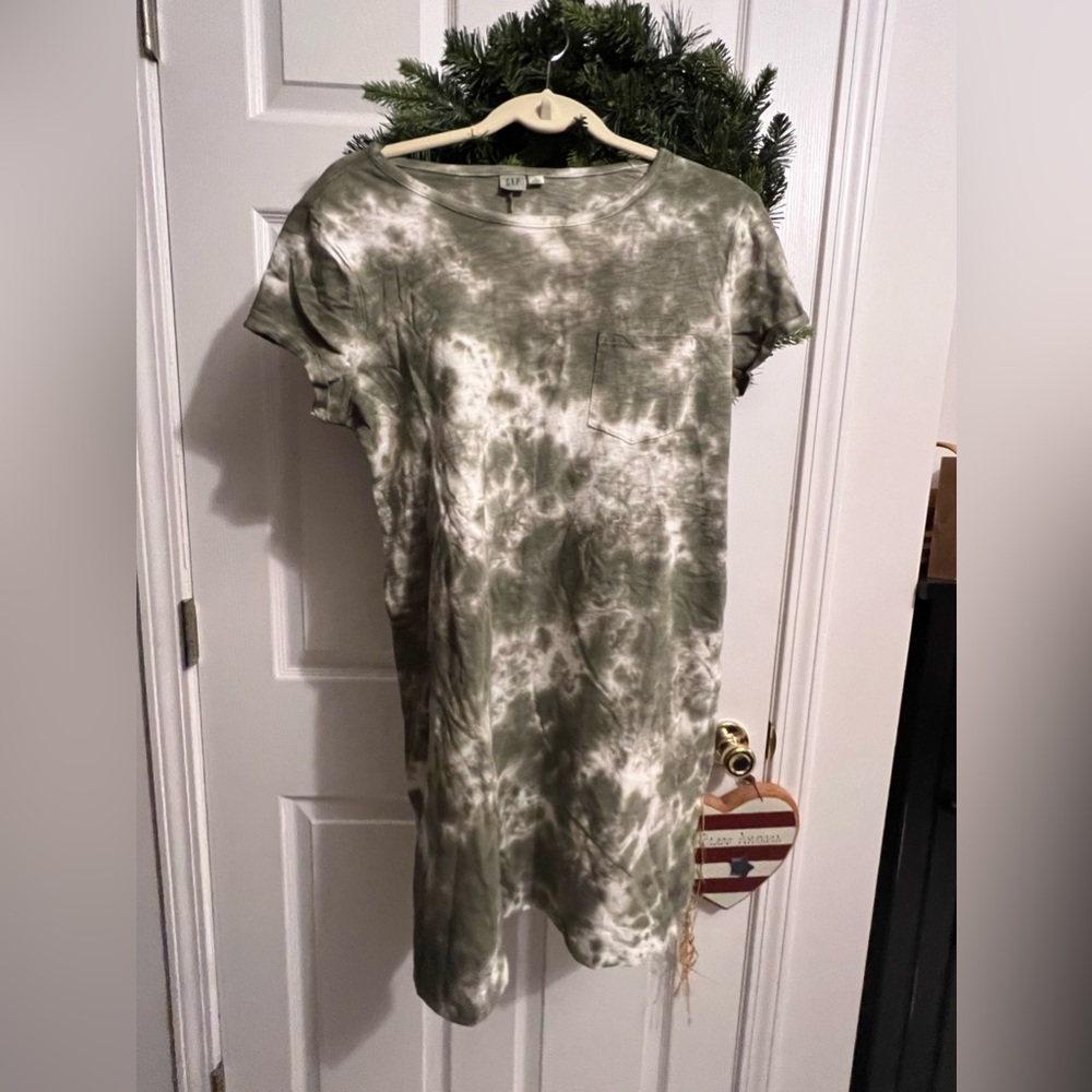 Gap dress size large nwt